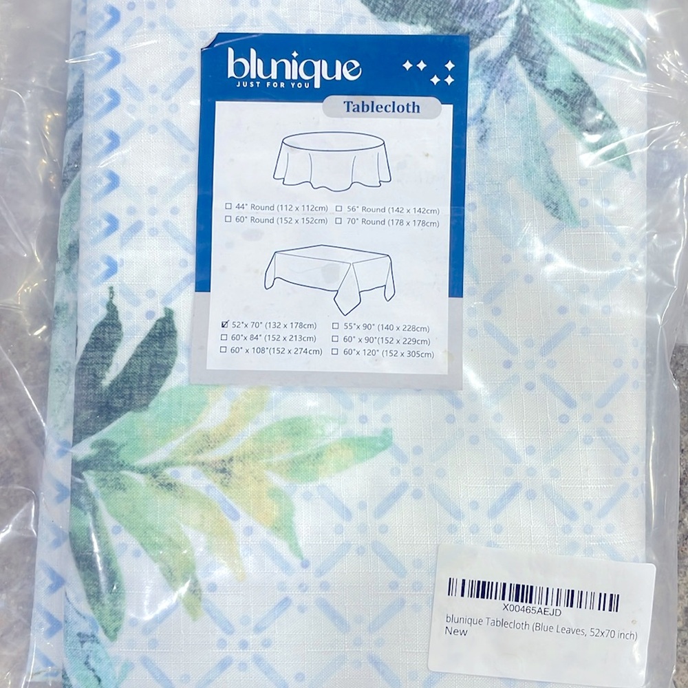 Tablecloth Blue Leaves 52x70 inches